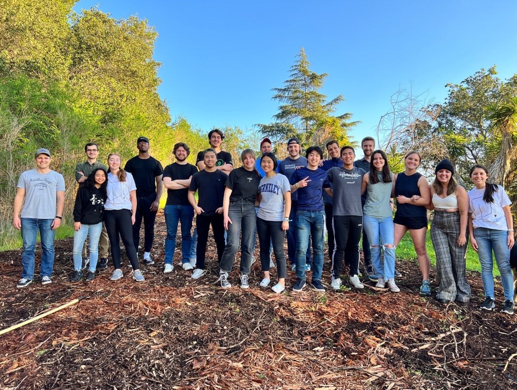 3F19C16D-6733-4377-BB79-5291302E219A