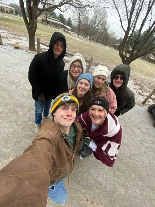 32719DFA-F36A-4C49-B0D9-69FFB5415408